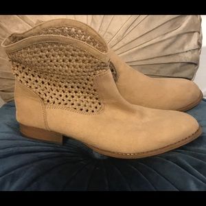 Mossimo Supply Suede Boots Size 11